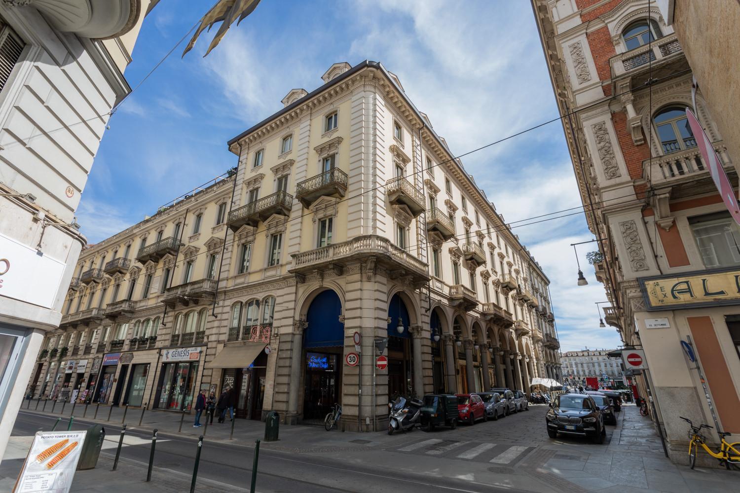 Appartamento L'angolo Di Piazza Castello By Wonderful Italy